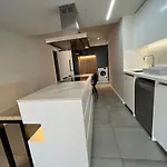 Business - Araouzou By Platform 357 Apartman *