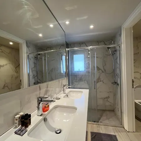 Business - Araouzou By Platform 357 아파트 니코시아