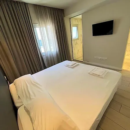 Central Business Suites Nicosia - Araouzou Platform 357 Ltd