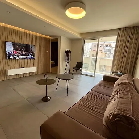 Apartament Central Business Suites Nicosia - Araouzou Platform 357 Ltd *