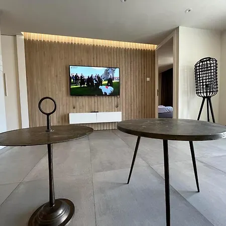 Central Business Suites Nicosia - Araouzou Platform 357 Ltd