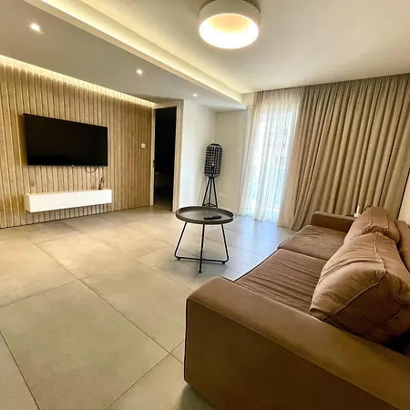 Central Business Suites Nicosia - Araouzou Platform 357 Ltd Nicosia