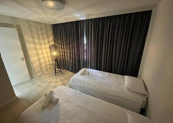 Business - Araouzou By Platform 357 アパート ニコシア