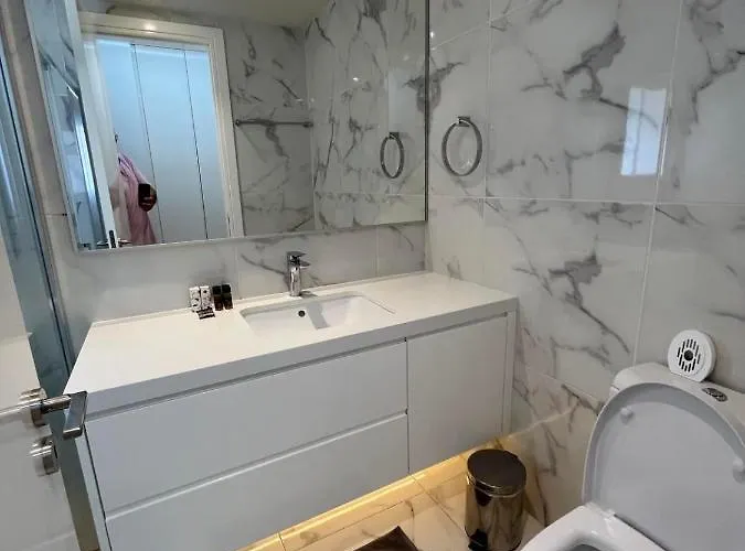 Business - Araouzou By Platform 357 アパート ニコシア