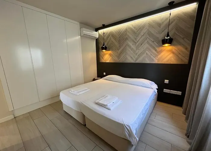 Business - Araouzou By Platform 357 *