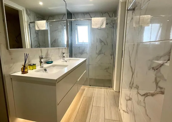 Business - Araouzou By Platform 357 *